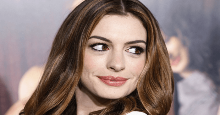  Fat legs and cellulite: the famous Anne Hathaway was not recognized in the new photos