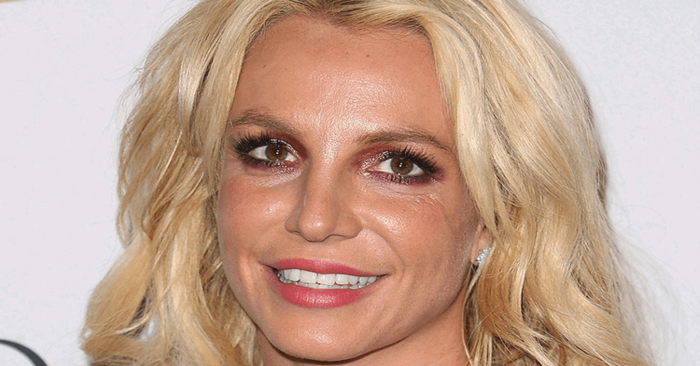  Britney is not the same: fans were talking the varnish and chubby legs of Spears