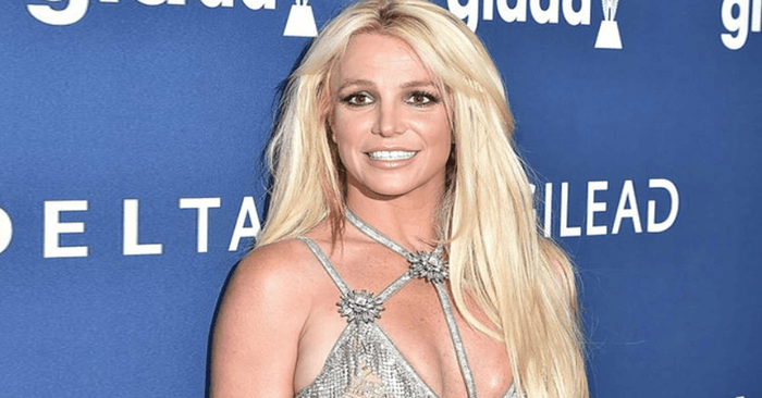  From a sweet schoolgirl to a buxom woman: here is how has Britney Spears changed in 27 years