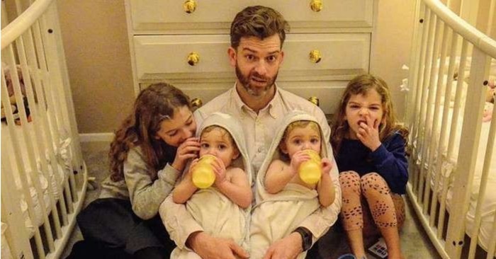  This is how father days go: this man has four daughters and shows the joys of fatherhood