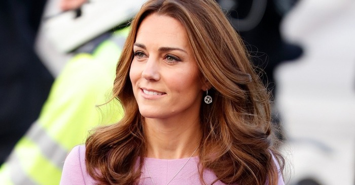  Here’s how famous people can lead a modest lifestyle: Middleton was noticed while shopping