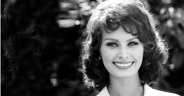  Sadly beautiful woman for all time: wonderful 88-year-old Sophia Loren appeared in public