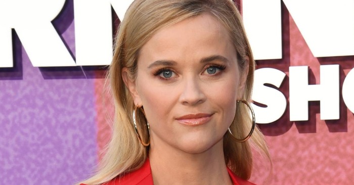  «It’s interesting what she uses»: Reese Witherspoon loves a cleanser from a pharmacy for only 6 pounds