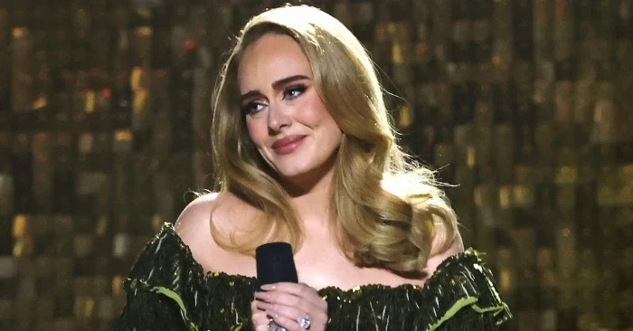  «Celebrity decided not to hide emotions»: charming Adele could not keep the tears on the air of the show