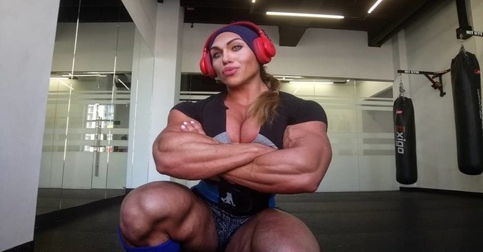  “Can’t believe it’s the same person. What a transformation!”. This is what looks like a body-builder woman today