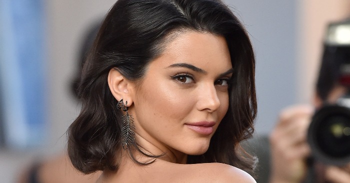  «Complete lack of shame»: Kendall Jenner amazes the public with a daring choice of a top