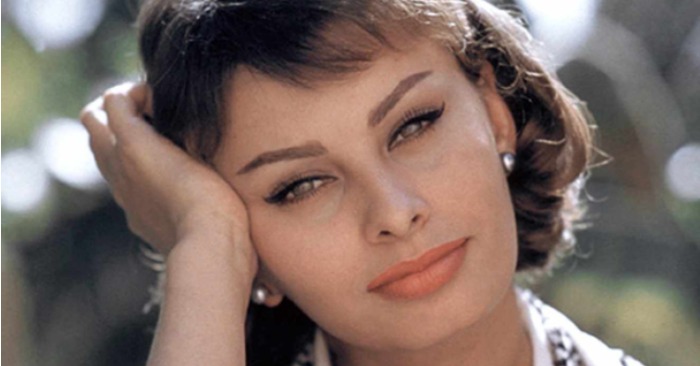  «The former charm has gone»: Fans Discuss Sophia Loren’s young photos