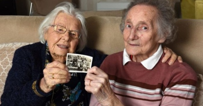  70 Years Later: Childhood Friends Reunite in Nursing Home, Creating Unforgettable Memories