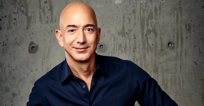  «How lucky he is to have her as a girlfriend!»: This is what the girlfriend of the founder of Amazon looks like