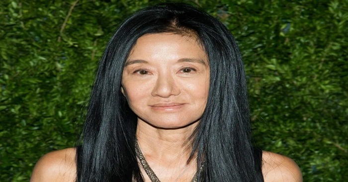  «Someone please tell her she is 73!»: The fans had to double-check Wang’s age after her spicy look