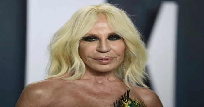  «No one was ready for this!»: Paparazzi showed what 67-year-old Donatella Versace looks like in a bikini