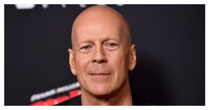  «It’s time to pray!» This is how Bruce Willis looks and lives after being diagnosed with dementia