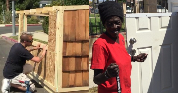  After 10 years of living in the dirt, a homeless woman finally has a roof over her head thanks to a kind man
