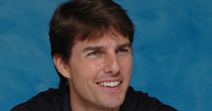  «Strange smile and swollen face» fans accuse Tom Cruise of having too much plastic surgeries