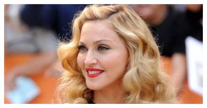  «A hottie on Instagram, a granny in real life!» The scandalous photos of Madonna came as a big disappointment