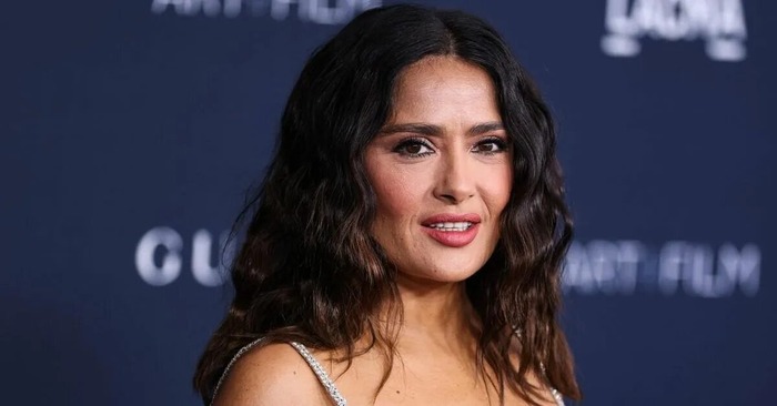  «Did anyone call for an icon?»: The magnificent appearance of Salma Hayek made her the queen of the event