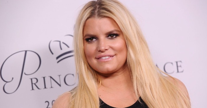  «Looks like an anorexic» You will be surprised seeing how Jessica Simpson looks like after giving birth