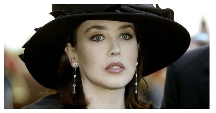  «No mimics, a plastic face!»  In pursuit of eternal youth, Isabelle Adjani has changed beyond recognition