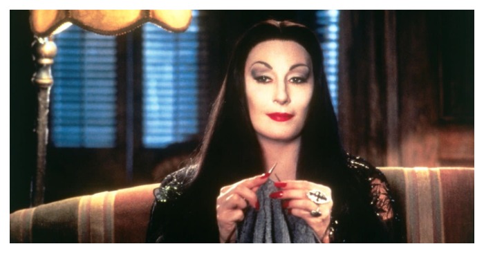  «Morticia Addams is not the same!» The life and career of Huston who played the lead role in «The Addams Family»