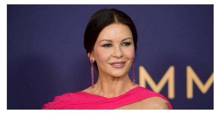  «Thank you, mom’s wonderful genes!» This is what a beauty Zeta-Jones’ and Douglas’ daughter has become