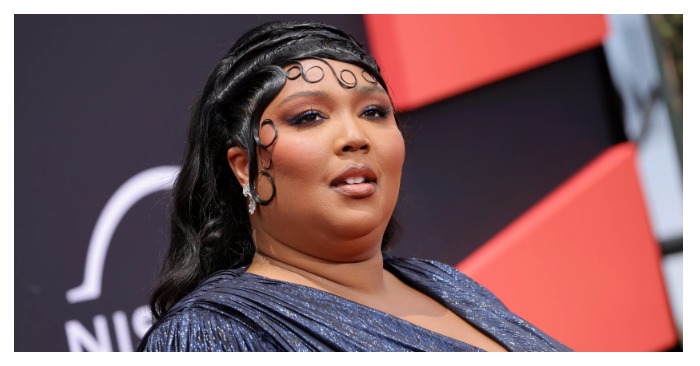  «How can we unsee this?» Plus-size singer Lizzo’s recent appearance is making headlines