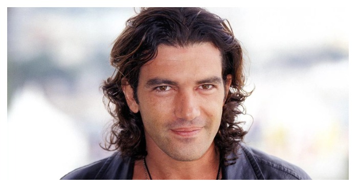  «The stealer of girls’ hearts has aged!» The way time has evolved Banderas leaves everyone speechless