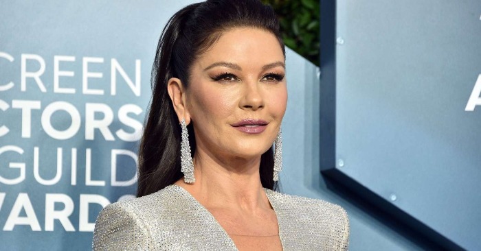  «Greet a new star!» Catherine Zeta-Jones’ daughter at 14 became the unique star of Fashion Week