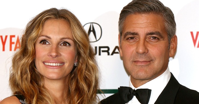Julia Roberts made a splash at an event in honor of George Clooney in a ...