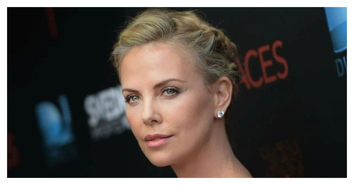  «It should be illegal to look so hot at 48!» Charlize Theron became the queen of the show