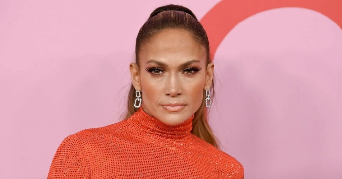  «Finally reveals her dad’s face!» What Jennifer Lopez’s 81-year-old father looks like caused controversy