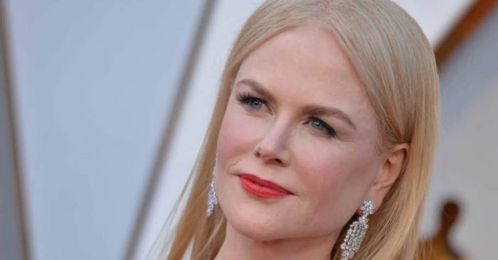  «Looking so hot at 54 should be banned!» Kidman ages like wine and gets even better with time