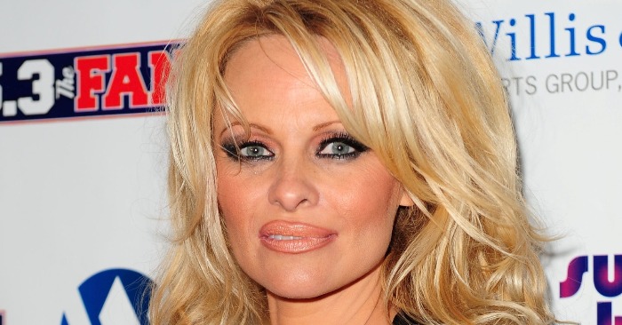  «Who will say that she is 55?» recent photos of Pamela Anderson without dress turned fans’ heads