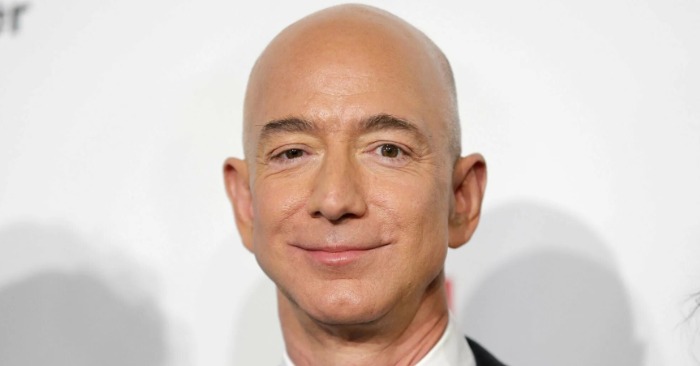  «Who stole Bezos from his wife?» Here is the woman who became the girlfriend of billionaire Jeff Bezos