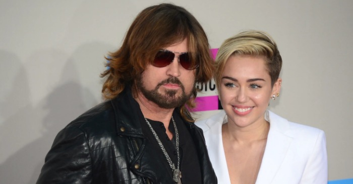  «Who stole his heart after the divorce?» The marriage of Ray Cyrus raised everyone’s eyebrows
