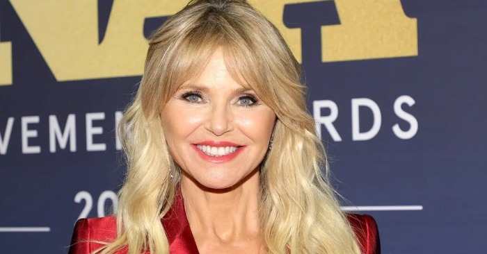  «She ages like fine wine!» What Christie Brinkley looks like at 70 deserves our special attention