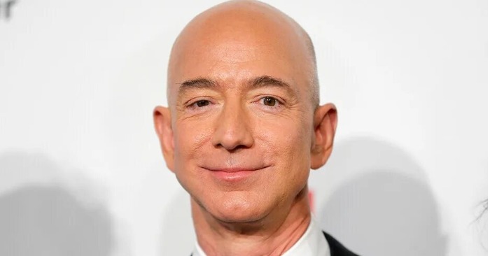  «Married men are not allowed to see her!» What Jeff Bezos’s girlfriend looks like is making headlines