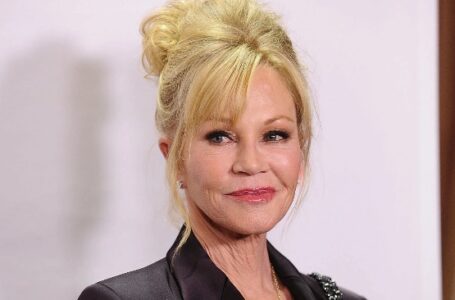 «Her plastic surgeon should be in jail!» This is what Melanie Griffith looks like after her plastic surgery disaster