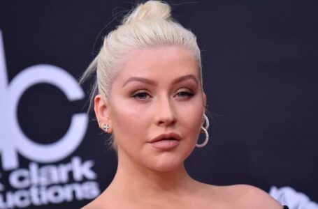 «What a fantastic makeover!» The incredible weight-loss transformation of Christina Aguilera is making headlines