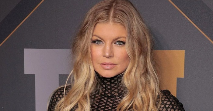  «From a Hollywood hottie into a chubby housewife!» The recent outing of Fergie is making headlines on social media