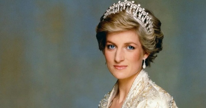  «Lady Di: Life through stock photos!» Let’s have a glimpse into moments with late Princess Diana