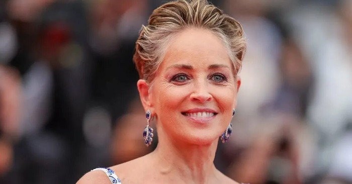  «Age is just a number for her!» Sharon Stone is heating up social media with her selfie in a «ready for summer» swimsuit