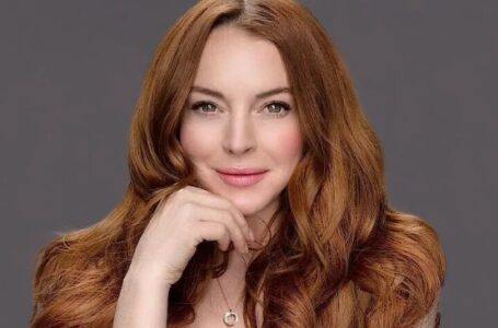 «It’s a crime to look so hot!» Lindsey Lohan shared photos from the Greek island and blew up the network