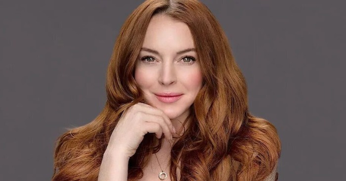  «It’s a crime to look so hot!» Lindsey Lohan shared photos from the Greek island and blew up the network