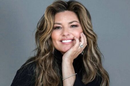 «Long pink hair and tones of Botox!» The fresh photos of Shania Twain resulted in mixed reactions
