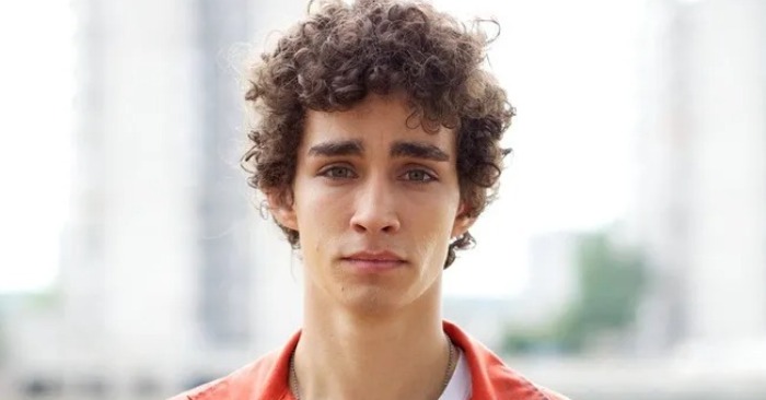  «Nathan in the 2000s and now!» This is how Robert Sheehan looks and lives years after «Misfits»