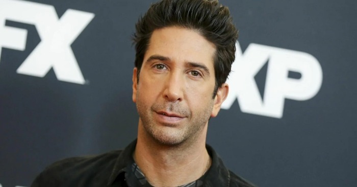  “A 12-Year-Old with a Shaved Head and Vegetarian Lifestyle!” Schwimmer’s Daughter Sparks Controversy