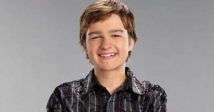  «Jake Harper is not the same!» This is what happened to young actor Angus T. Jones