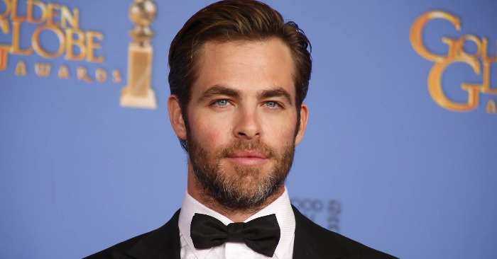  «In pajamas, with greasy hair and bushy beard!» The latest appearance of Chris Pine caused a buzz