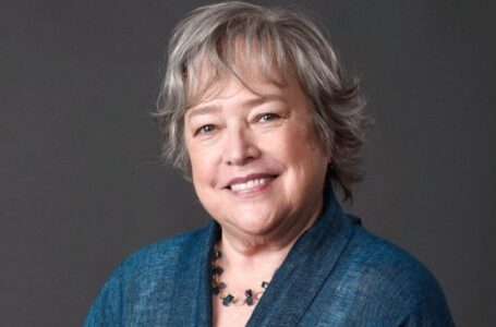 «What an unexpected turn!» Kathy Bates makes rare appearance and raises questions with her unrecognizable look