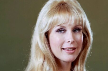 At 91, Barbara Eden continues to flourish over fifty years after her iconic role in “I Dream of Jeannie”